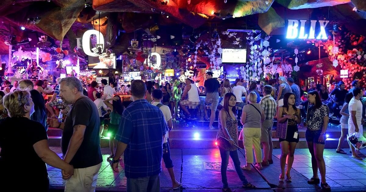 Nightlife in Phuket: 12 bustling hotspots you must check out