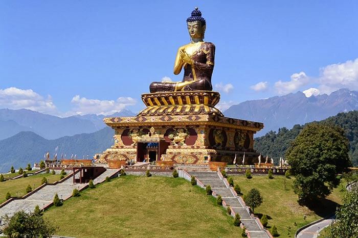 Statue of Guru Padmasambhava at Samdruptse