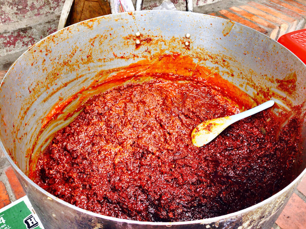 Laos Food: 10 Tasty Dishes That Will Turn Your Trip Into A Food Tour In 2022 8 khaipen,red, laos food,delicacies