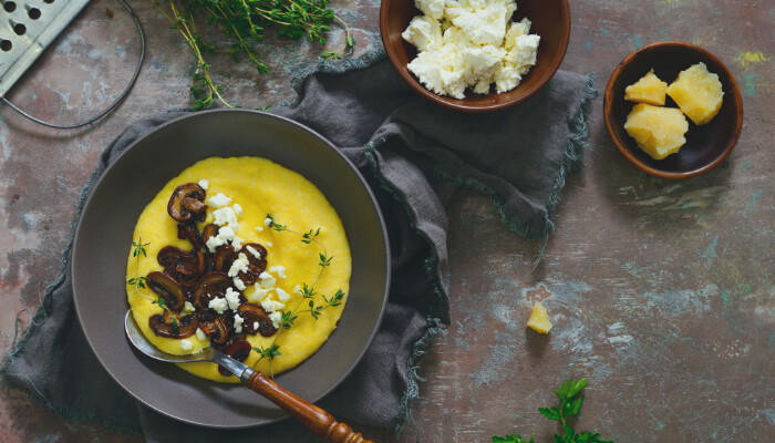 Ukrainian Cuisine: 8 Dishes To Taste The Magic Of The Traditional Kitchen 8 Banush