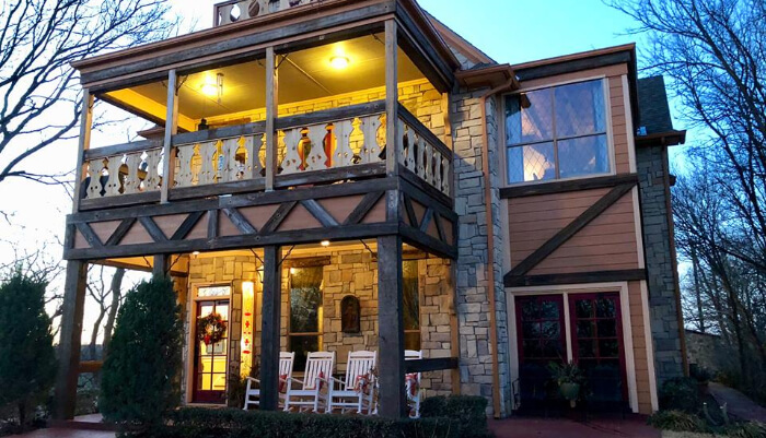 Elm Creek Manor