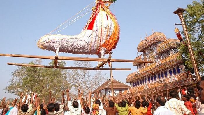 Chinakkathoor Pooram